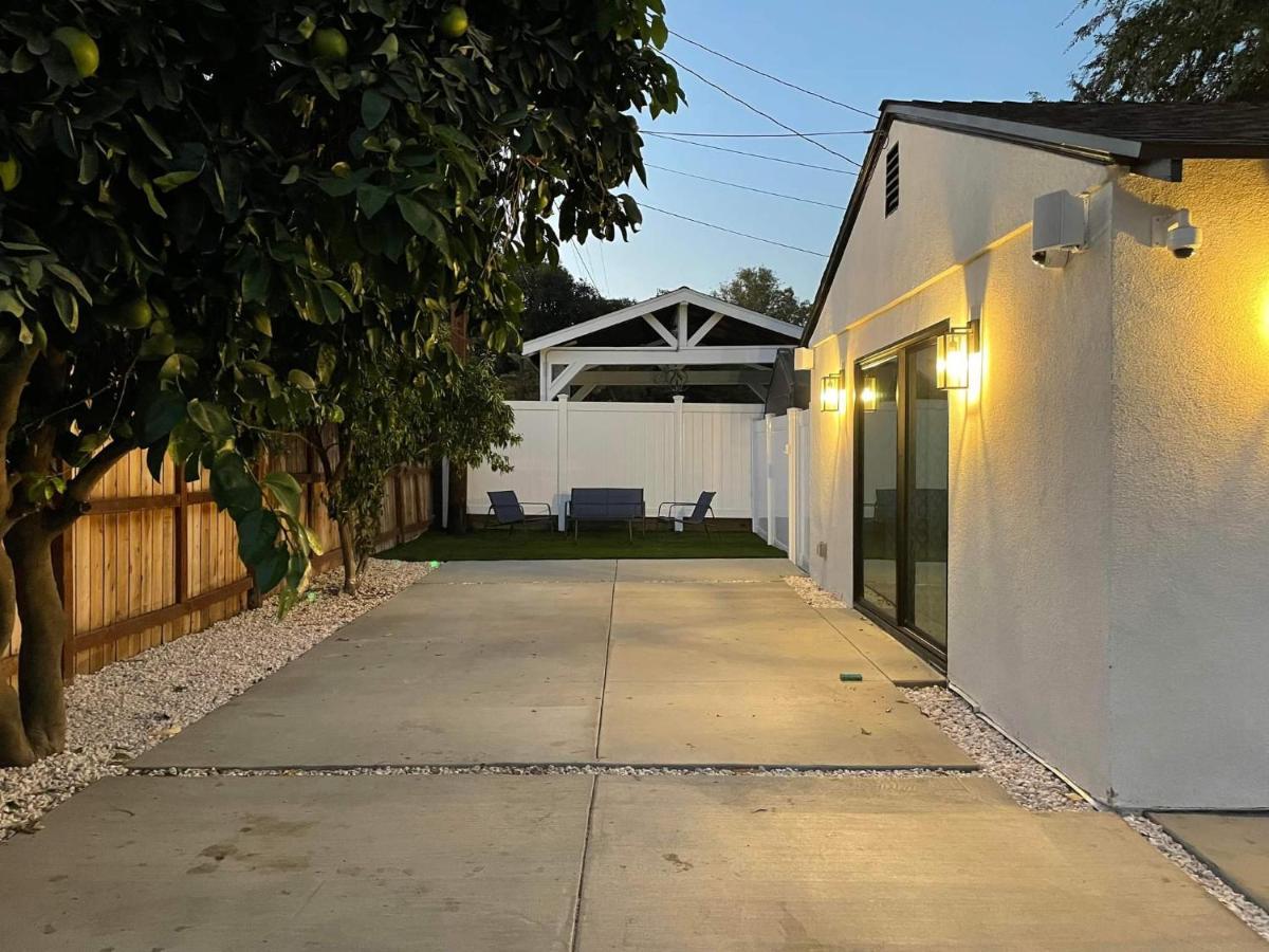 Gated Private House With Own Parking Sherman Oaks لوس أنجلوس المظهر الخارجي الصورة