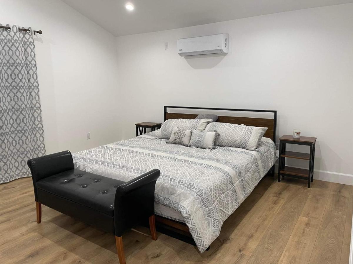 Gated Private House With Own Parking Sherman Oaks لوس أنجلوس المظهر الخارجي الصورة