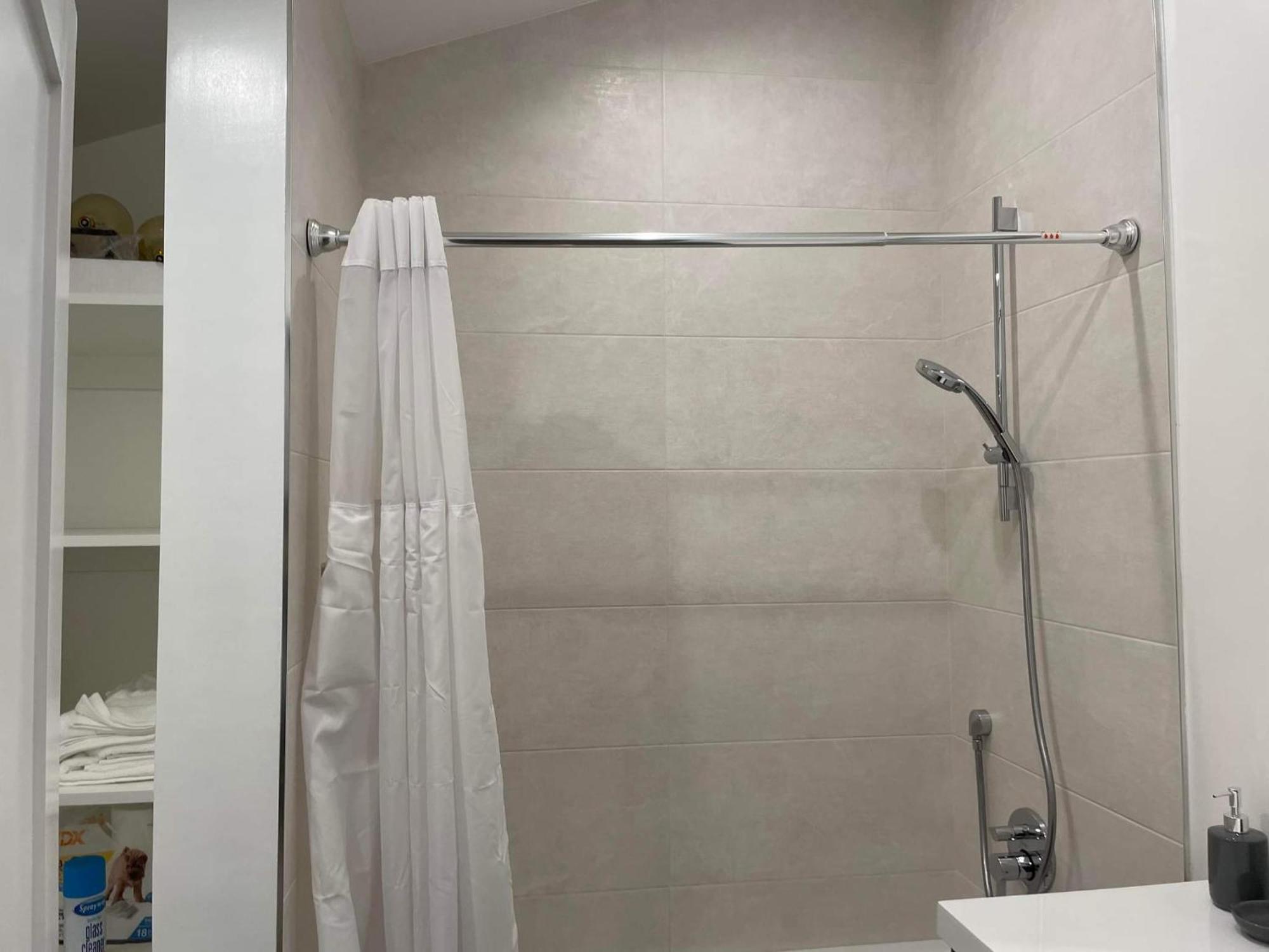 Gated Private House With Own Parking Sherman Oaks لوس أنجلوس المظهر الخارجي الصورة