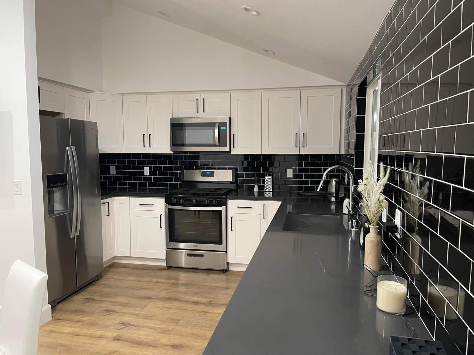 Gated Private House With Own Parking Sherman Oaks لوس أنجلوس المظهر الخارجي الصورة