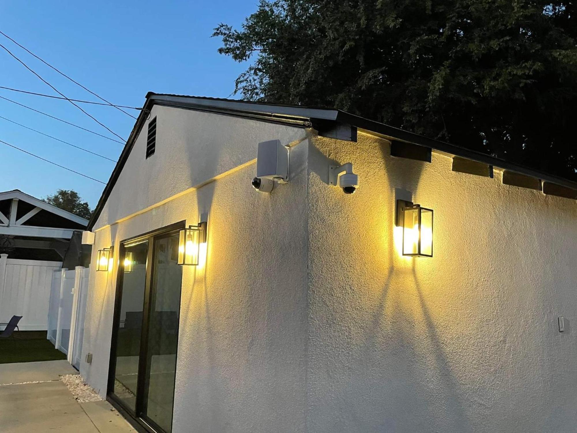 Gated Private House With Own Parking Sherman Oaks لوس أنجلوس المظهر الخارجي الصورة