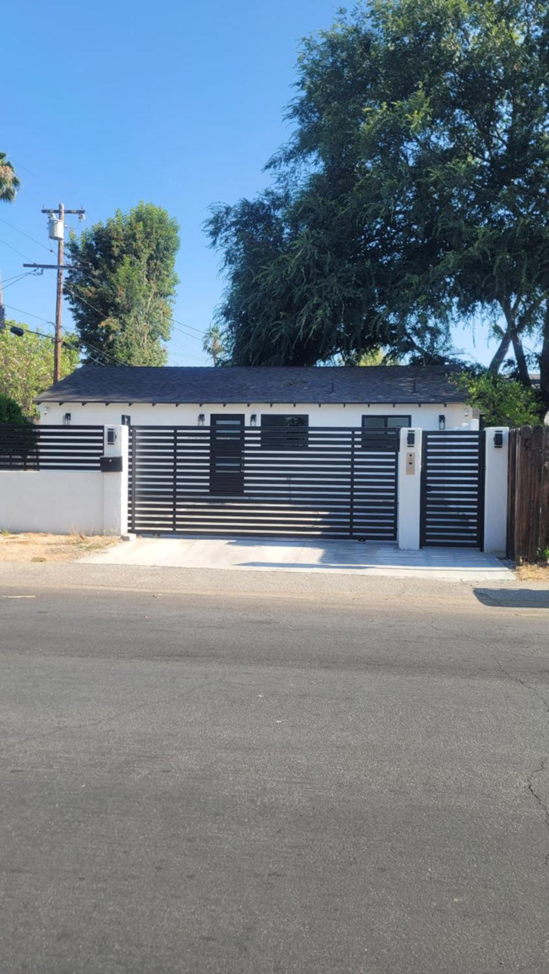 Gated Private House With Own Parking Sherman Oaks لوس أنجلوس المظهر الخارجي الصورة